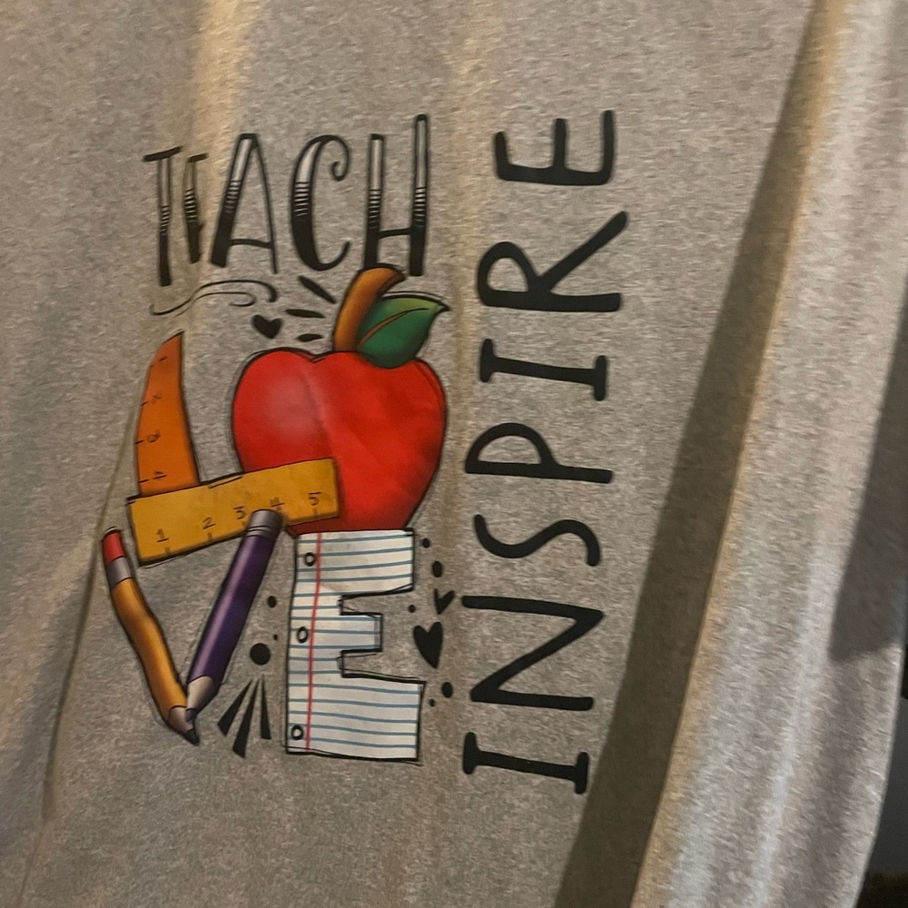 Women’s Gray Teacher Inspire Graphic T-Shirt- 2xl - Picture 2 of 4